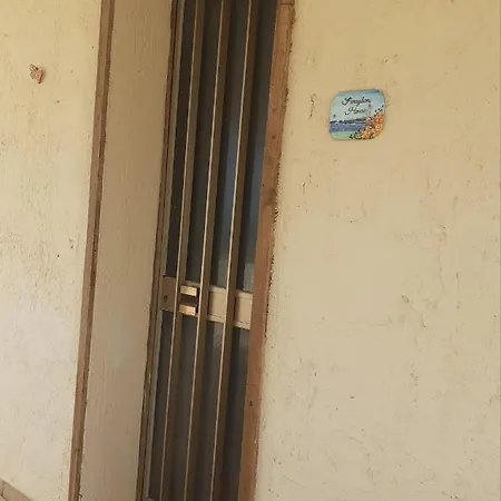 Faraglioni House Casa de Campo Ilha de Favignana