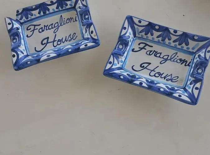 Faraglioni House * Φαβινιάνα